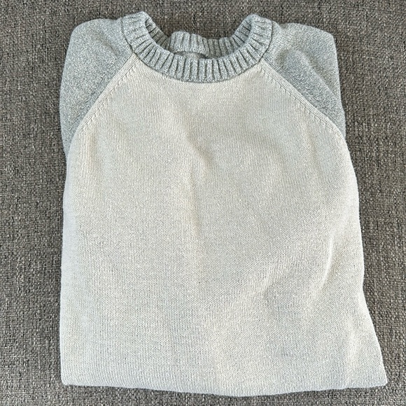 American Eagle Outfitters Other - American Eagle Outfitters Men’s Gray Cream Raglan Sweater Size Medium